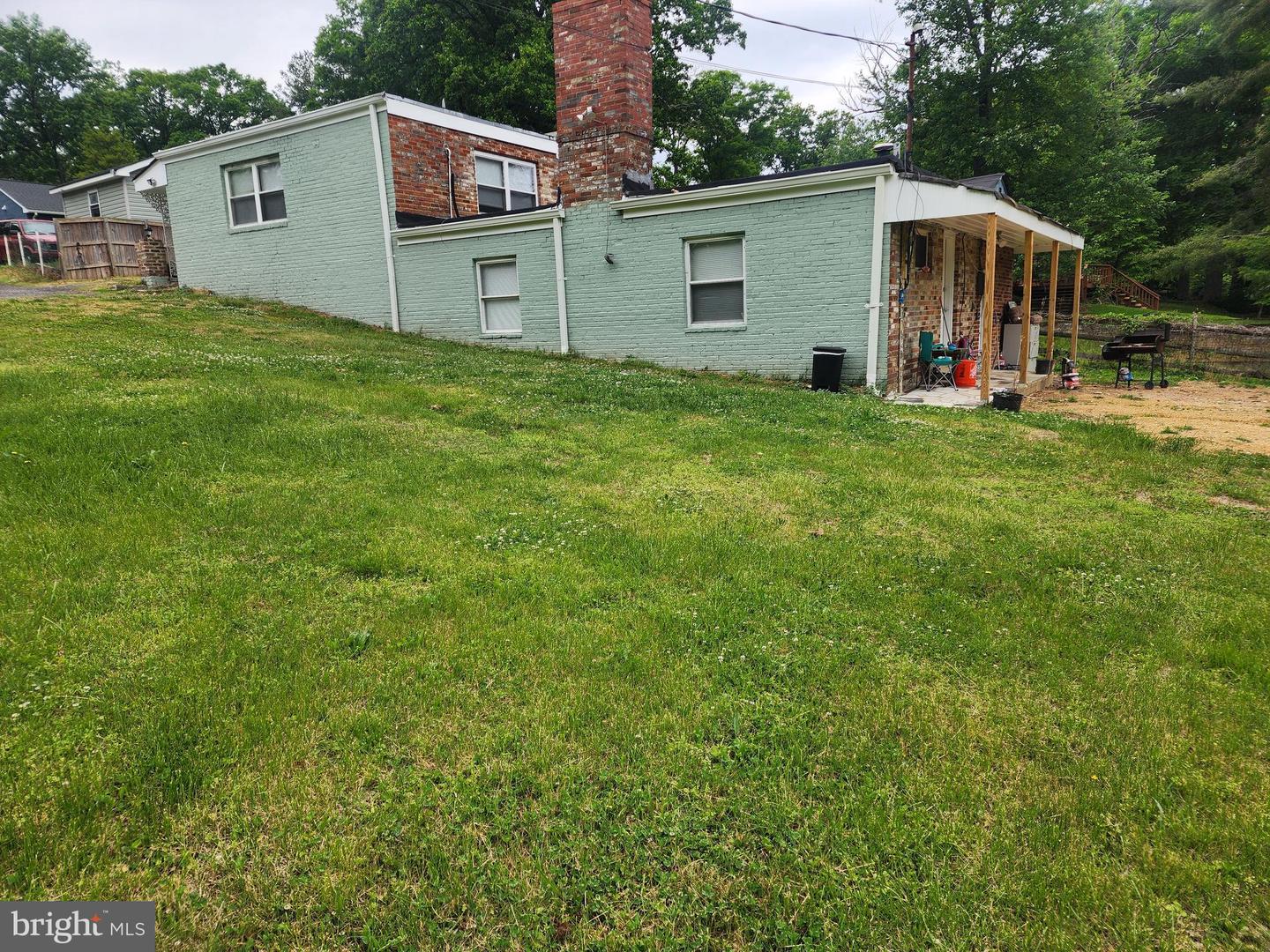 6208 Walton Ave Property Photo 1