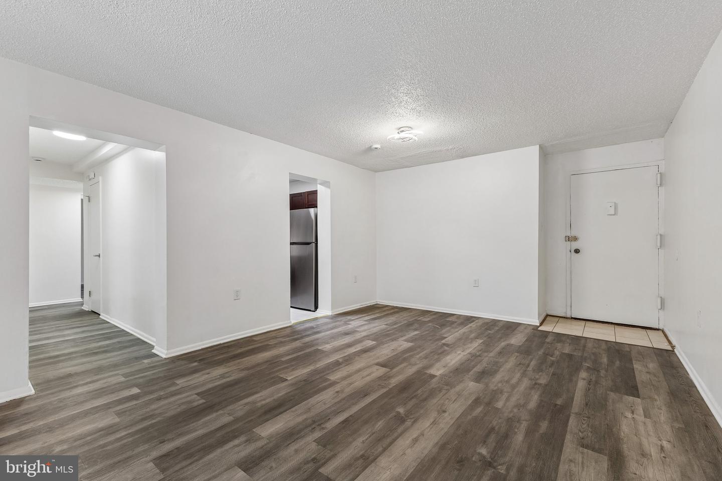 3805 Swann #t2 Property Photo 9