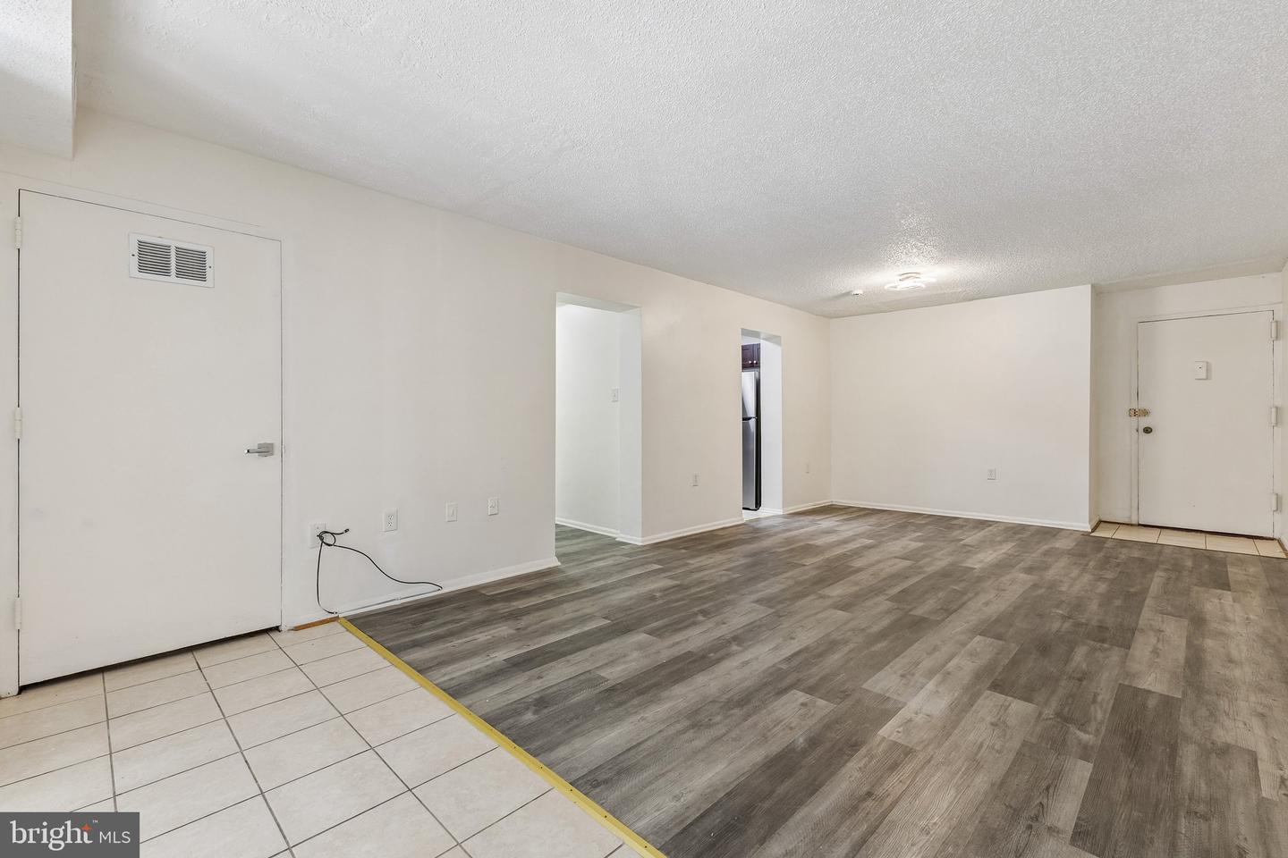 3805 Swann #t2 Property Photo 11