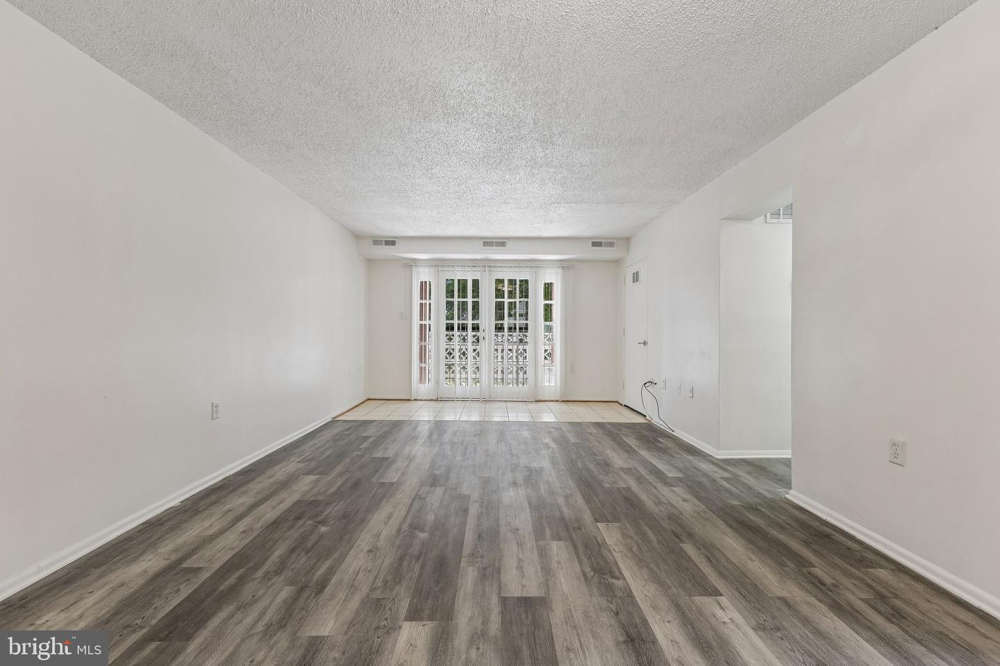 3805 Swann #t2 Property Photo 24