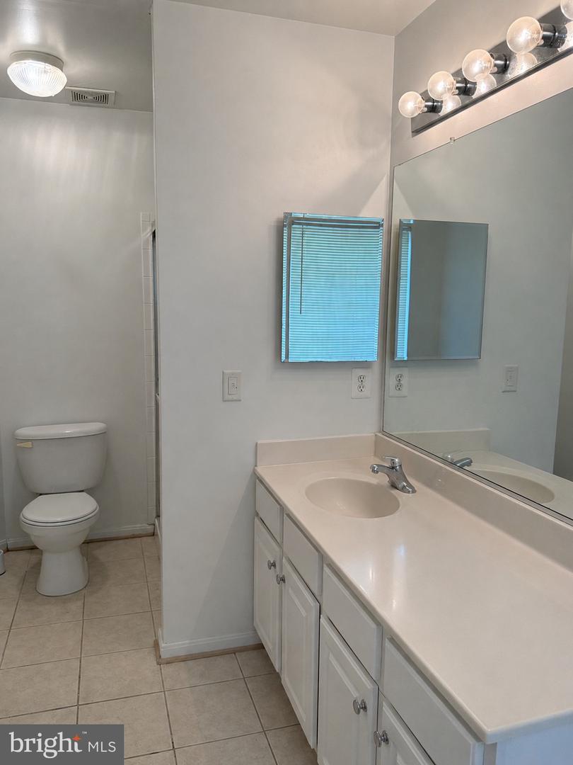 15633 Birmingham Cir Property Photo 6