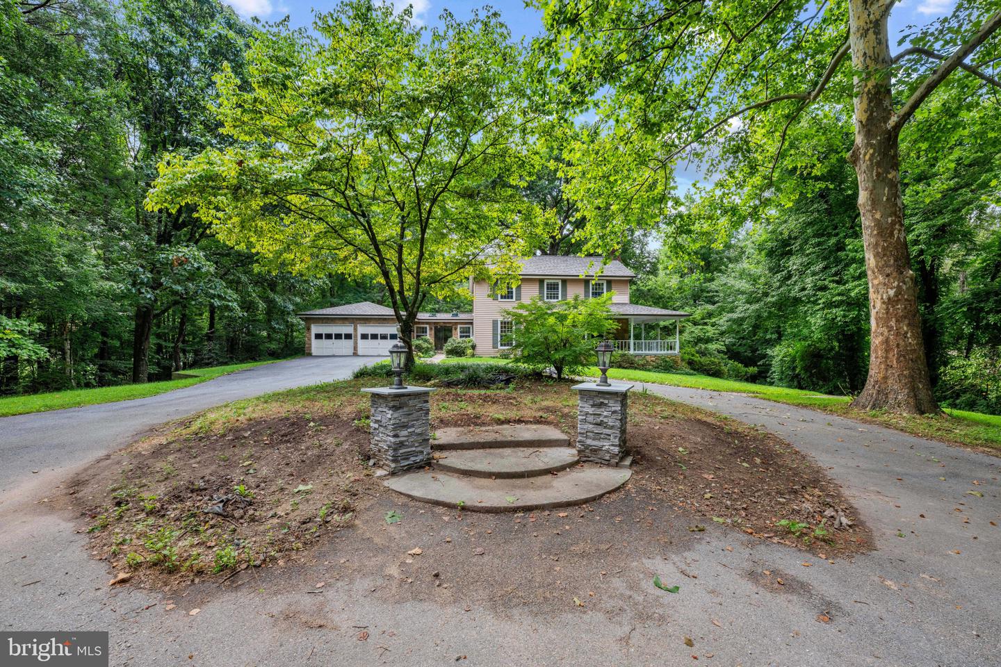 12101 Duckettown Rd Property Photo 4