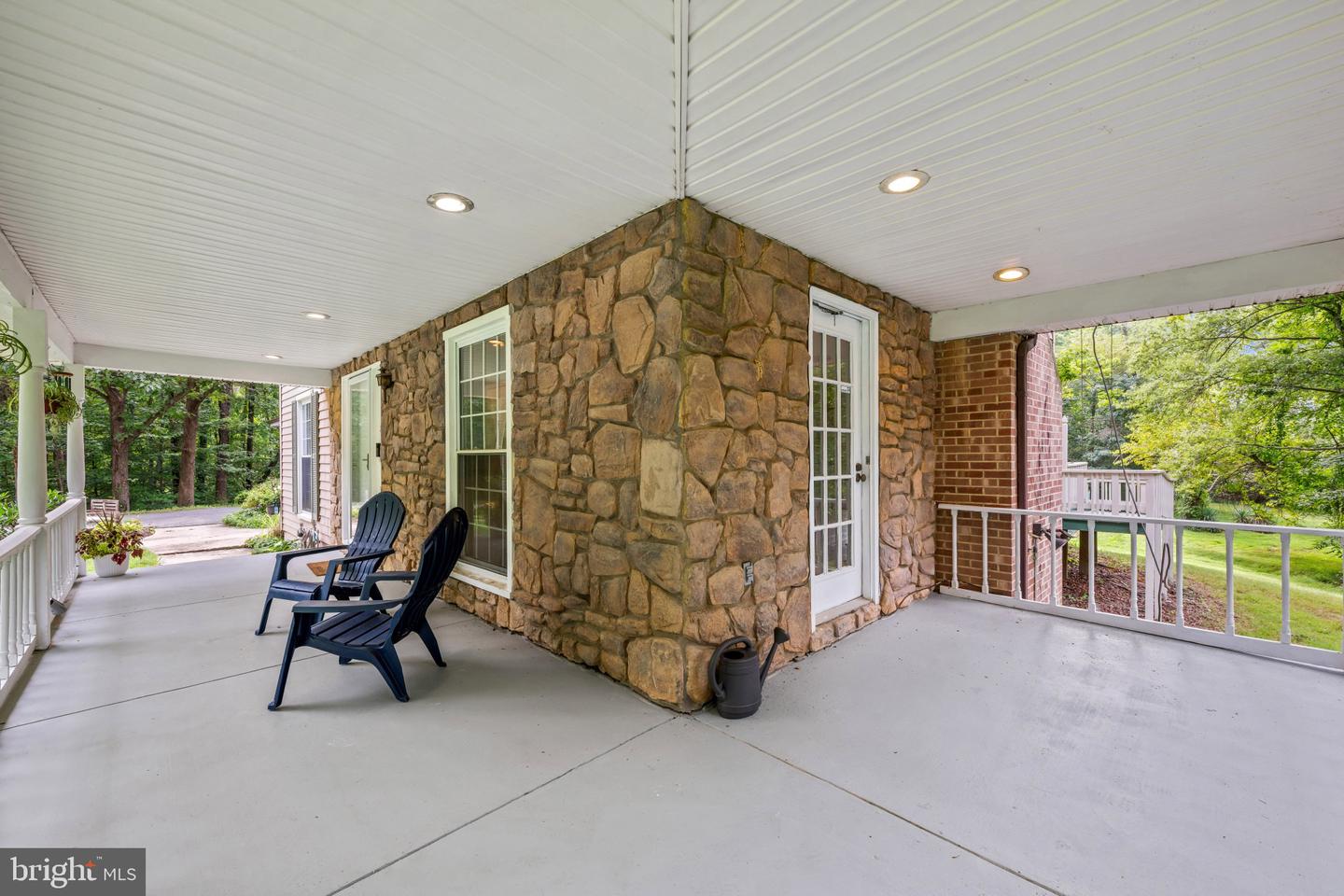 12101 Duckettown Rd Property Photo 5