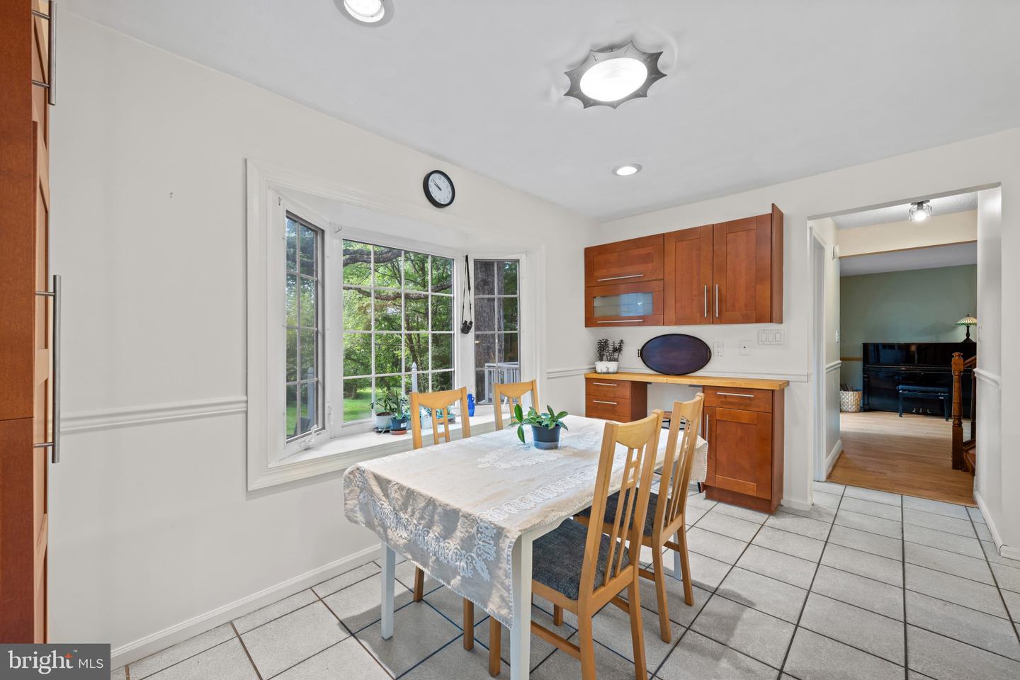 12101 Duckettown Rd Property Photo 11