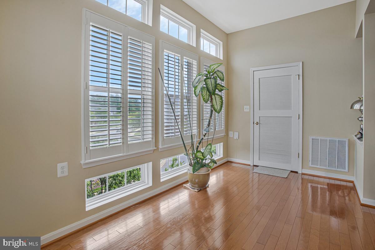12900 Fox Bow Dr #309 Property Photo 10