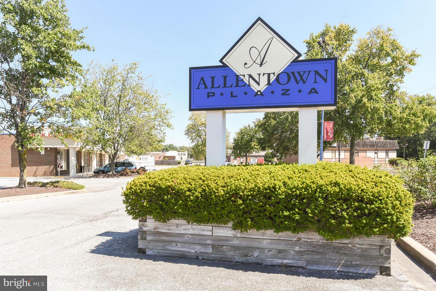 5808 Allentown Way #5808 Property Photo 11