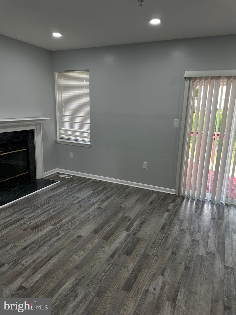 8516 Grandhaven Ave Property Photo 2