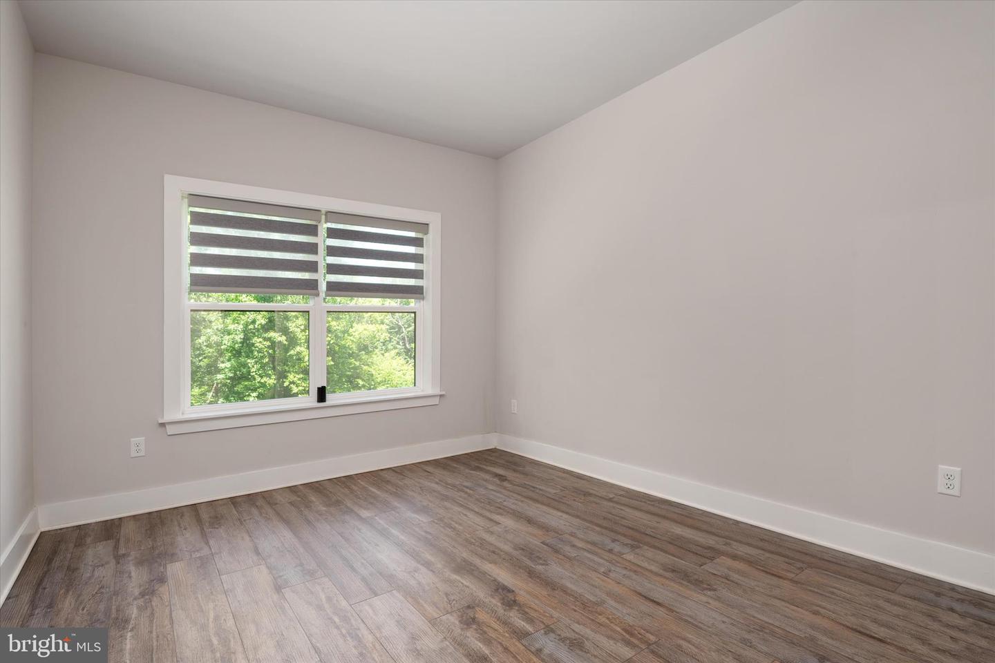 16608 Sylvan Dr Property Photo 20