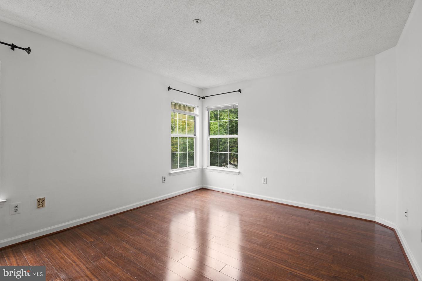 15819 Easthaven Ct #210 Property Photo 19