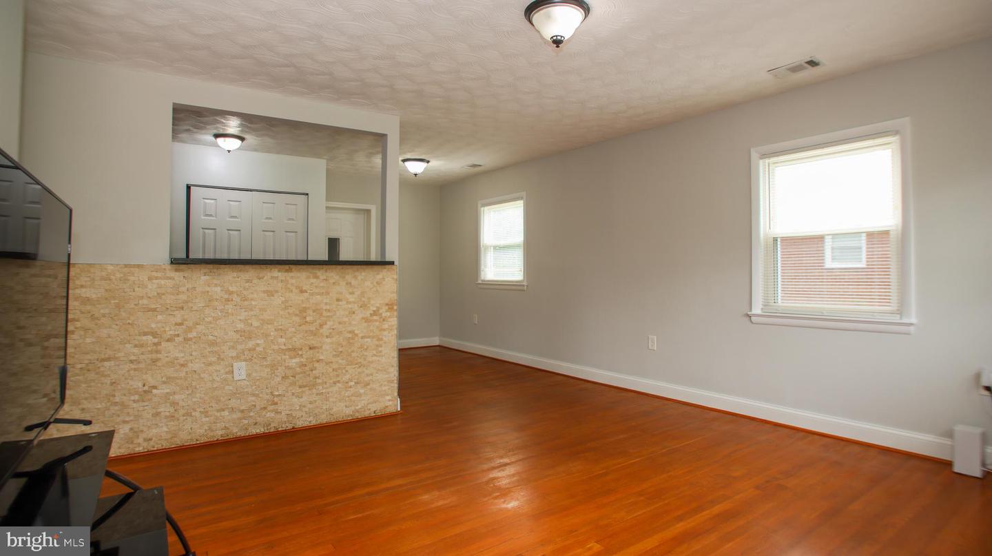 5602 Odell Rd Property Photo 11