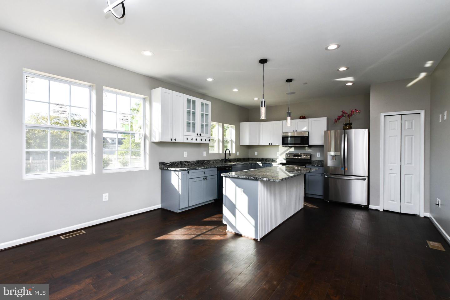 16311 Ayrwood Ln Property Photo 1
