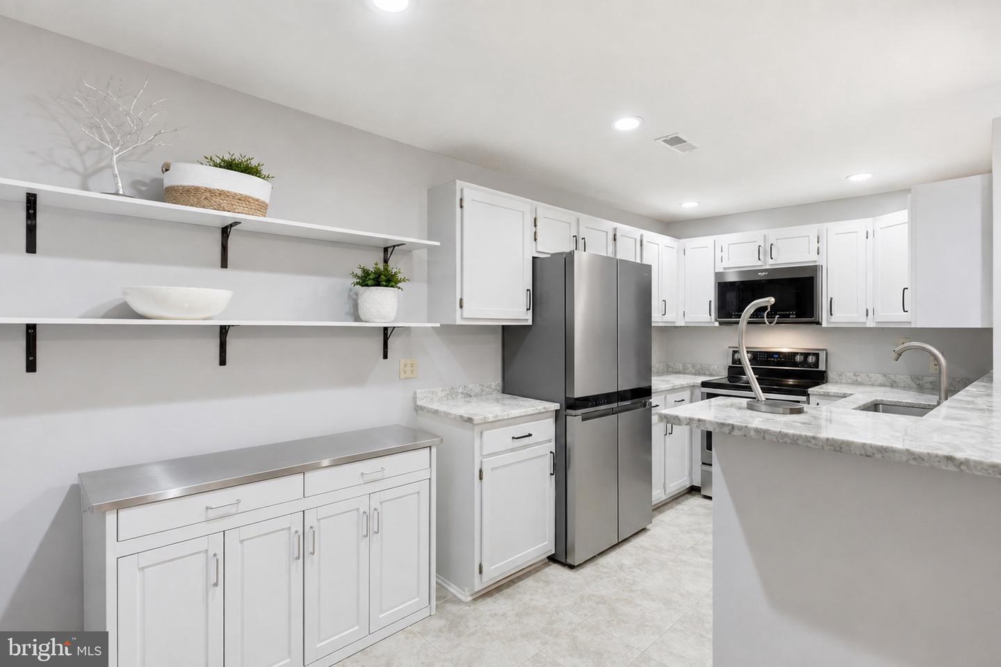 4602 Deepwood Ct #86d Property Photo 10