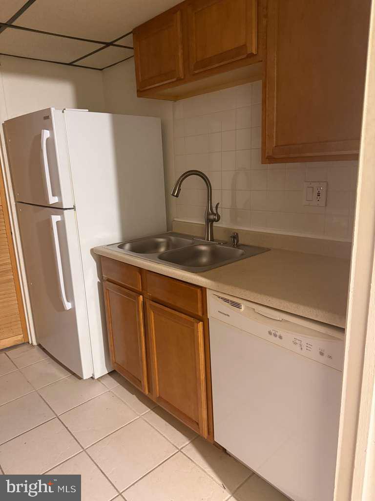 8675 Seasons Way #2-11c Property Photo 6