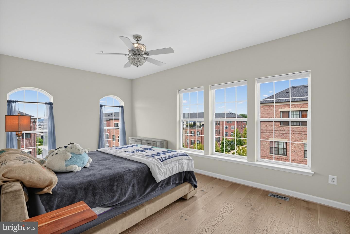 601 Leigh Way Property Photo 18