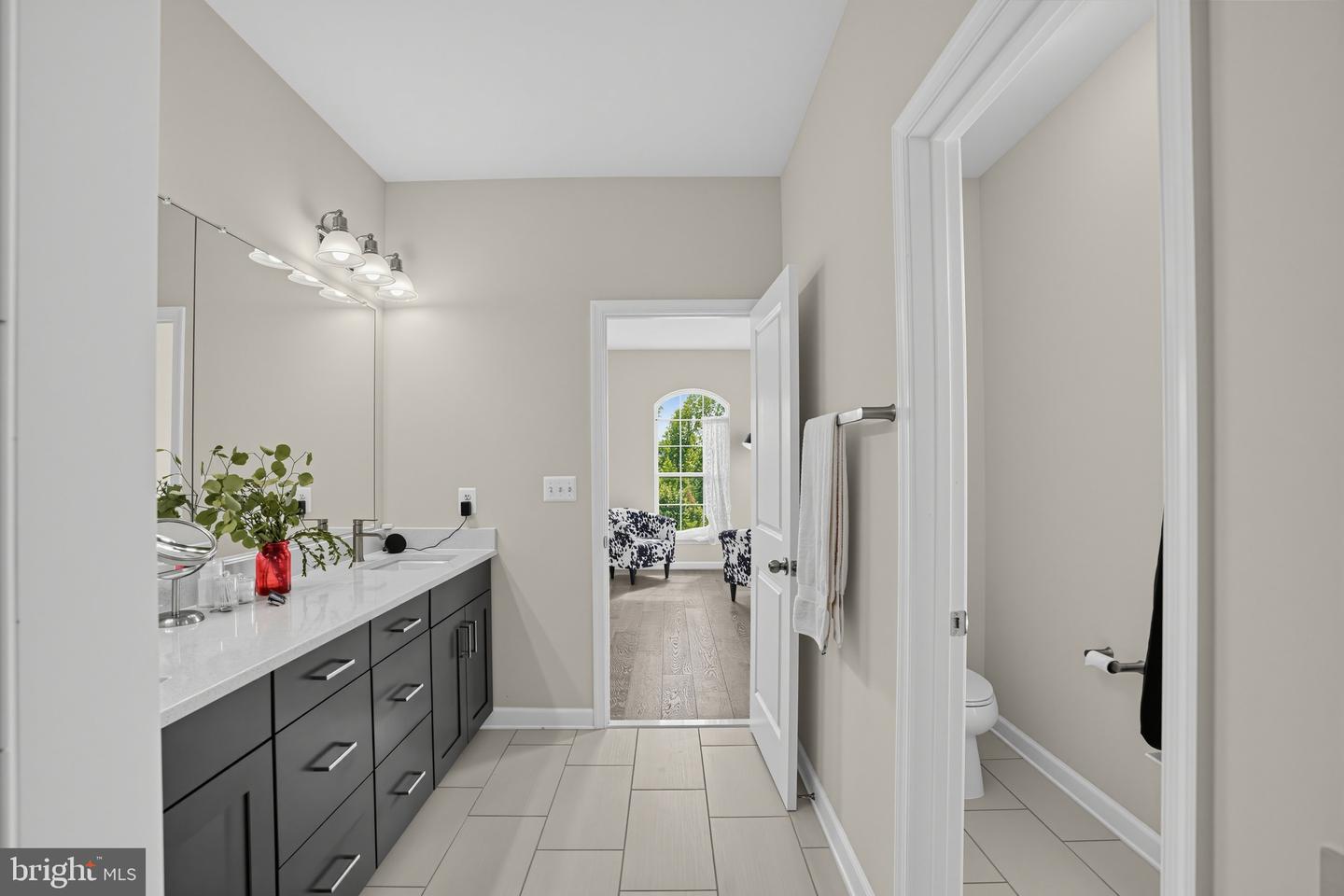 601 Leigh Way Property Photo 23
