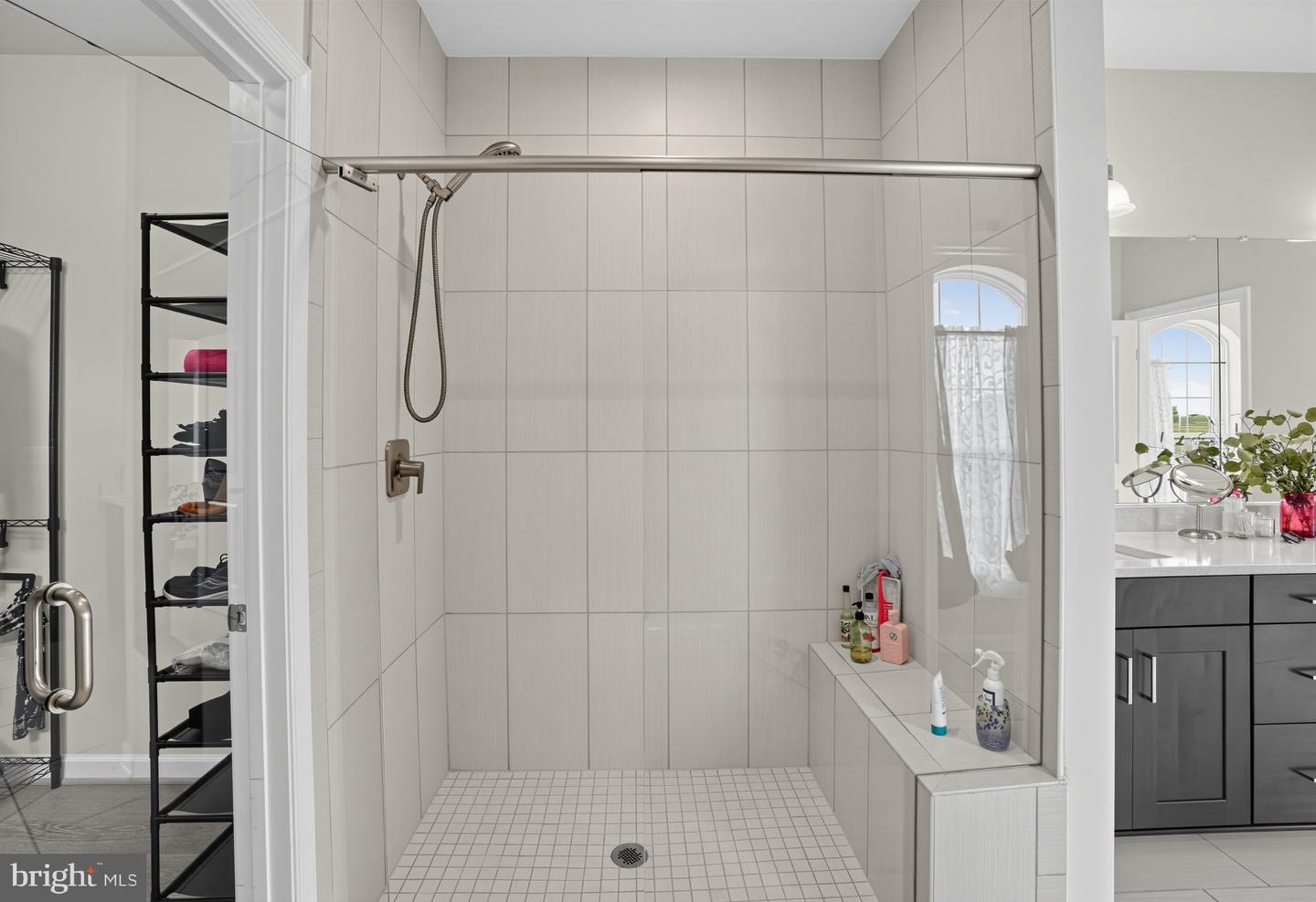 601 Leigh Way Property Photo 24