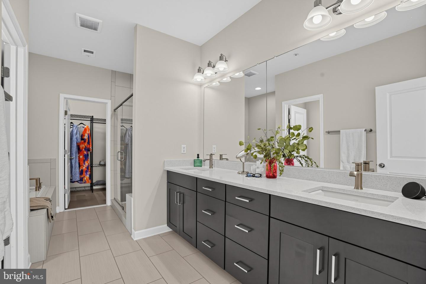601 Leigh Way Property Photo 25