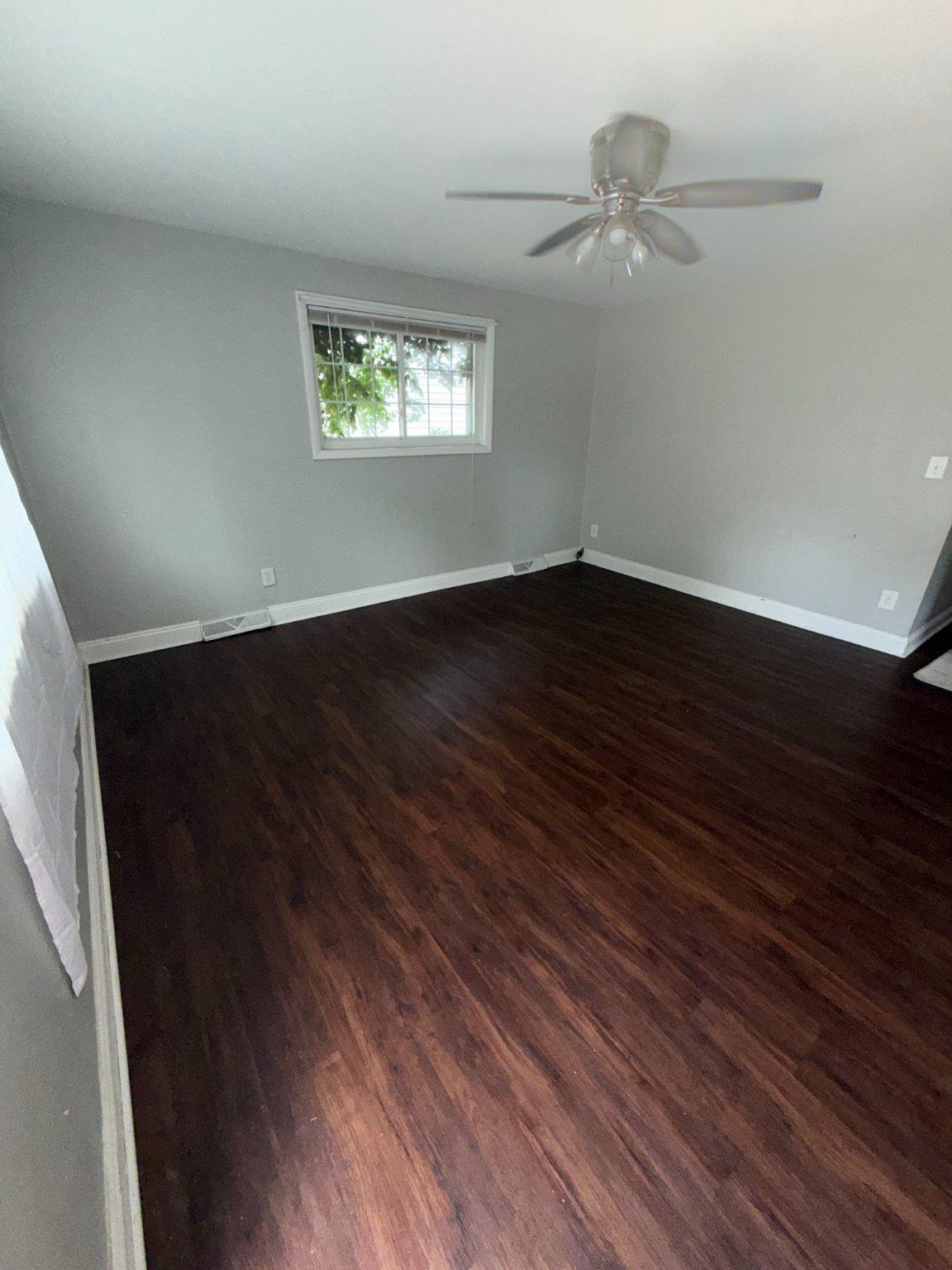 724 Mentor Ave Property Photo 3