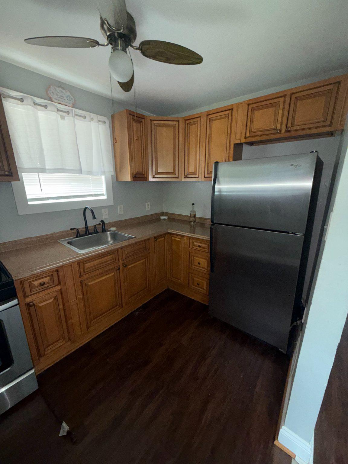724 Mentor Ave Property Photo 6