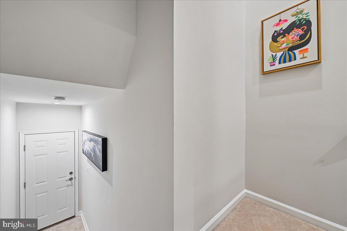 10518 Jim Lovell Ln Property Photo 3