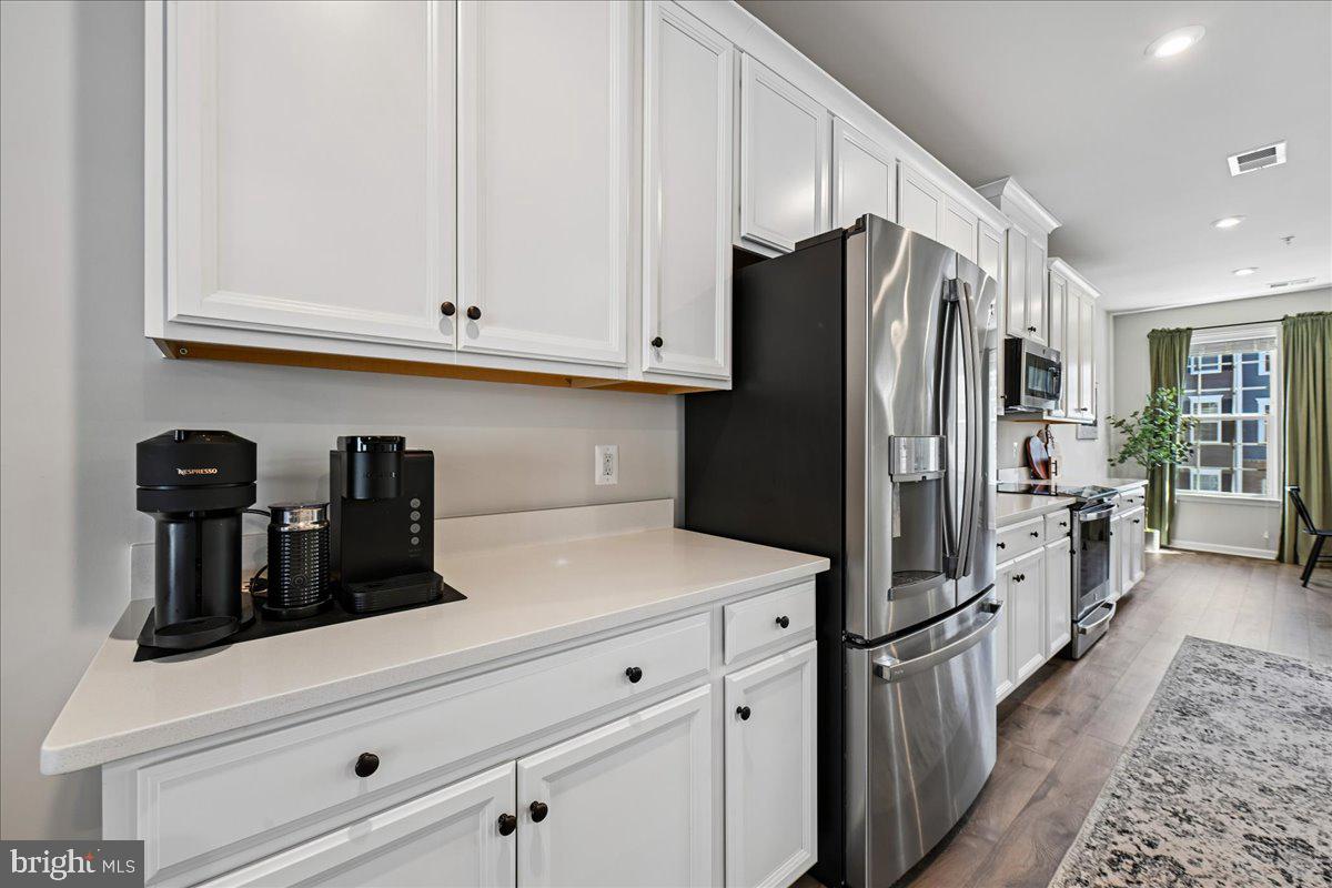 10518 Jim Lovell Ln Property Photo 13
