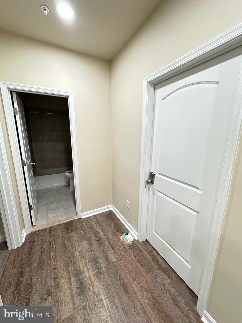 2511 Sir Michael Pl #basement Property Photo 3