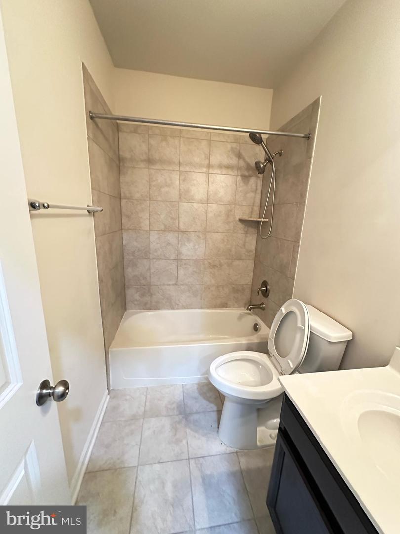 2511 Sir Michael Pl #basement Property Photo 9