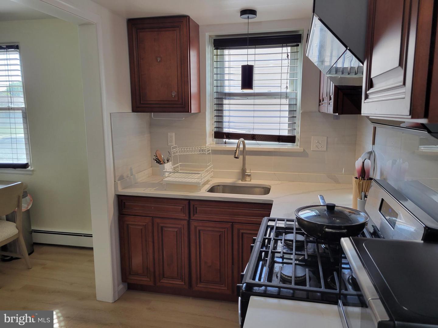 329 Talbott Ave Property Photo 7