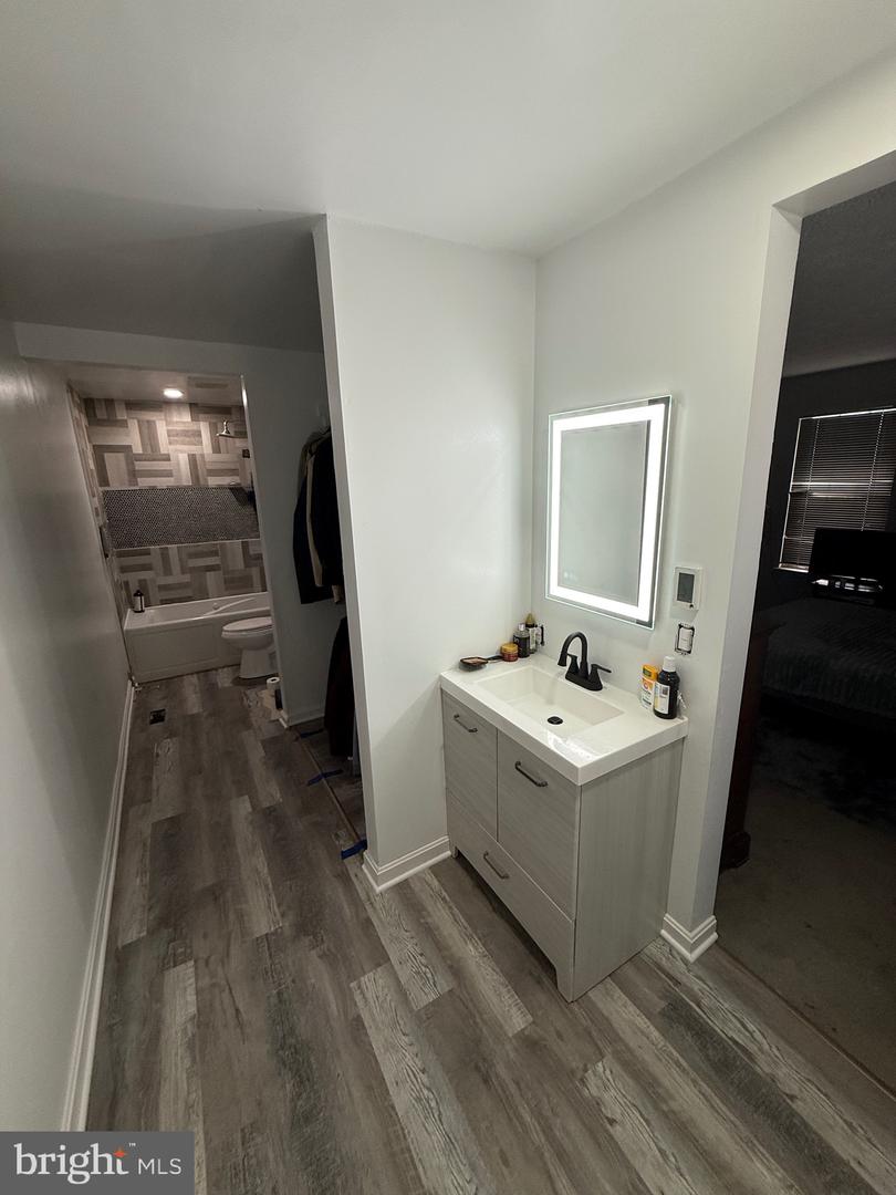 3727 Wilkinson Dr #402 Property Photo 8