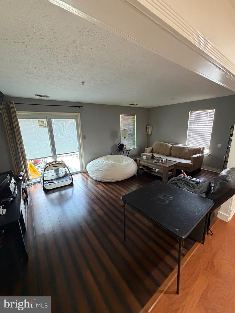 3727 Wilkinson Dr #402 Property Photo 24