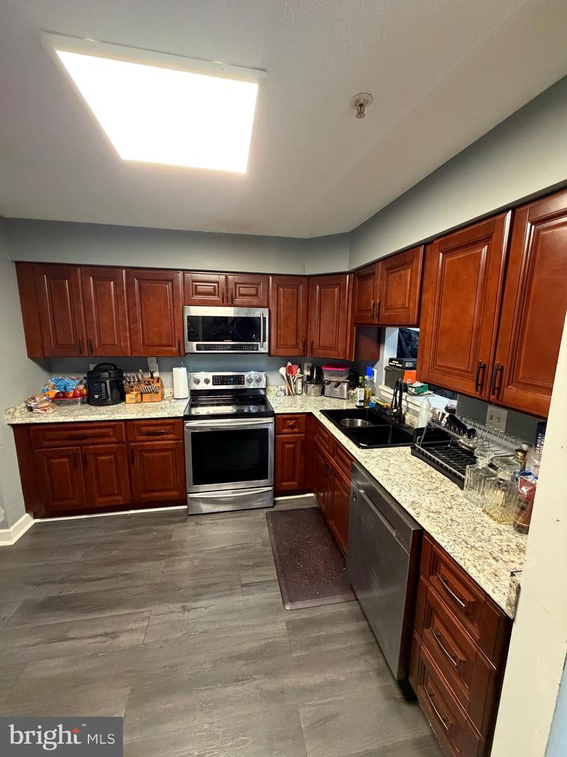 3727 Wilkinson Dr #402 Property Photo 28
