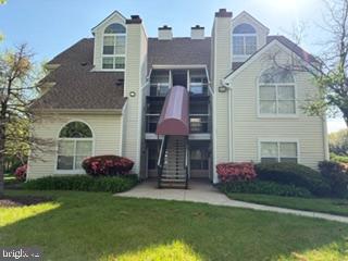 1013 Summerglenn Ct #7-203 Property Photo 1