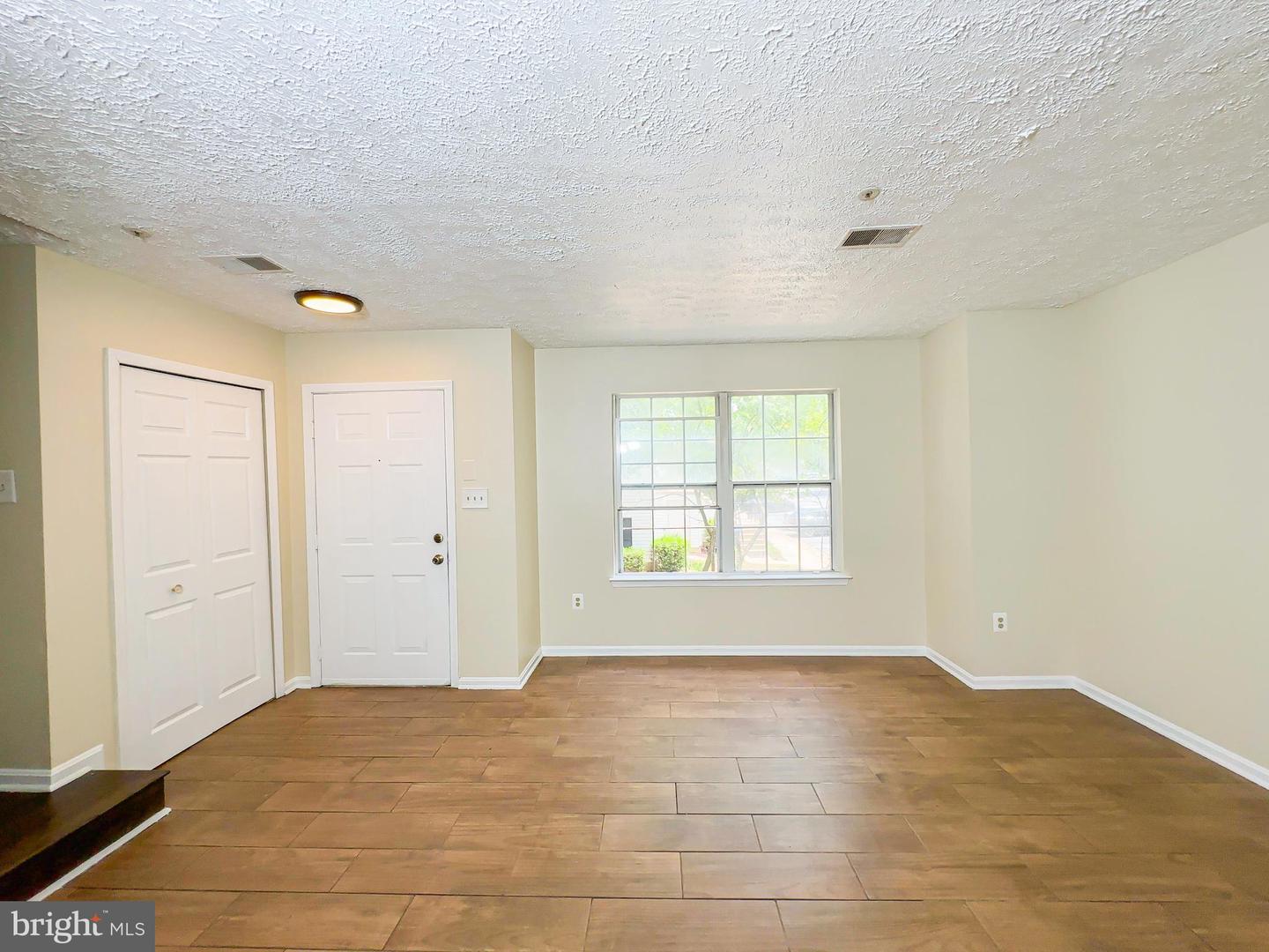 7218 Mahogany #4 Property Photo 3