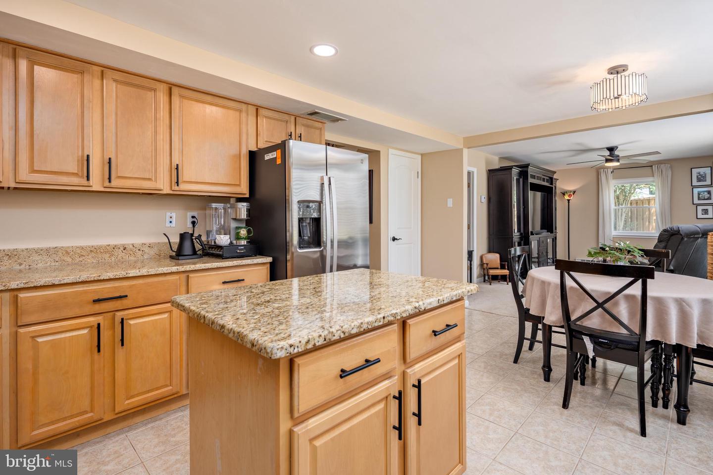 15005 Narrows Ln Property Photo 11