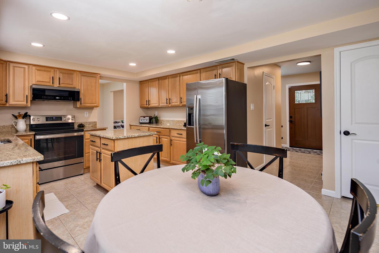 15005 Narrows Ln Property Photo 14