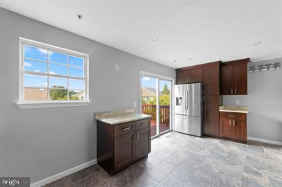 10907 Daniel Sim Ct Property Photo 4
