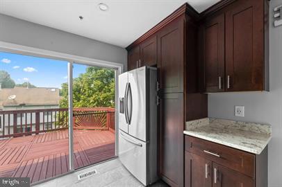 10907 Daniel Sim Ct Property Photo 5
