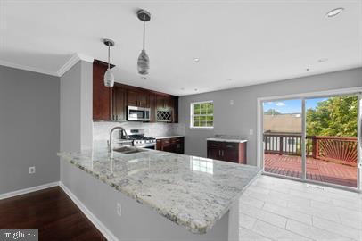 10907 Daniel Sim Ct Property Photo 10