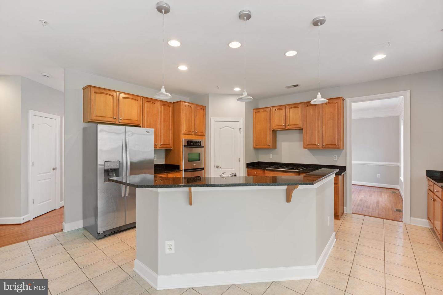 15436 Symondsbury Way Property Photo 14