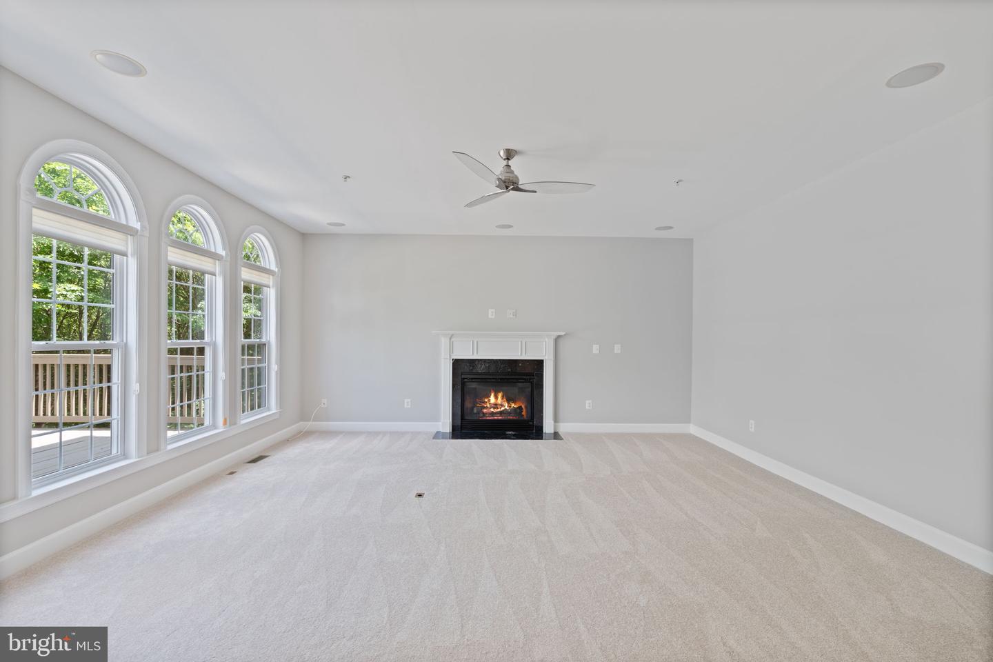 15436 Symondsbury Way Property Photo 18
