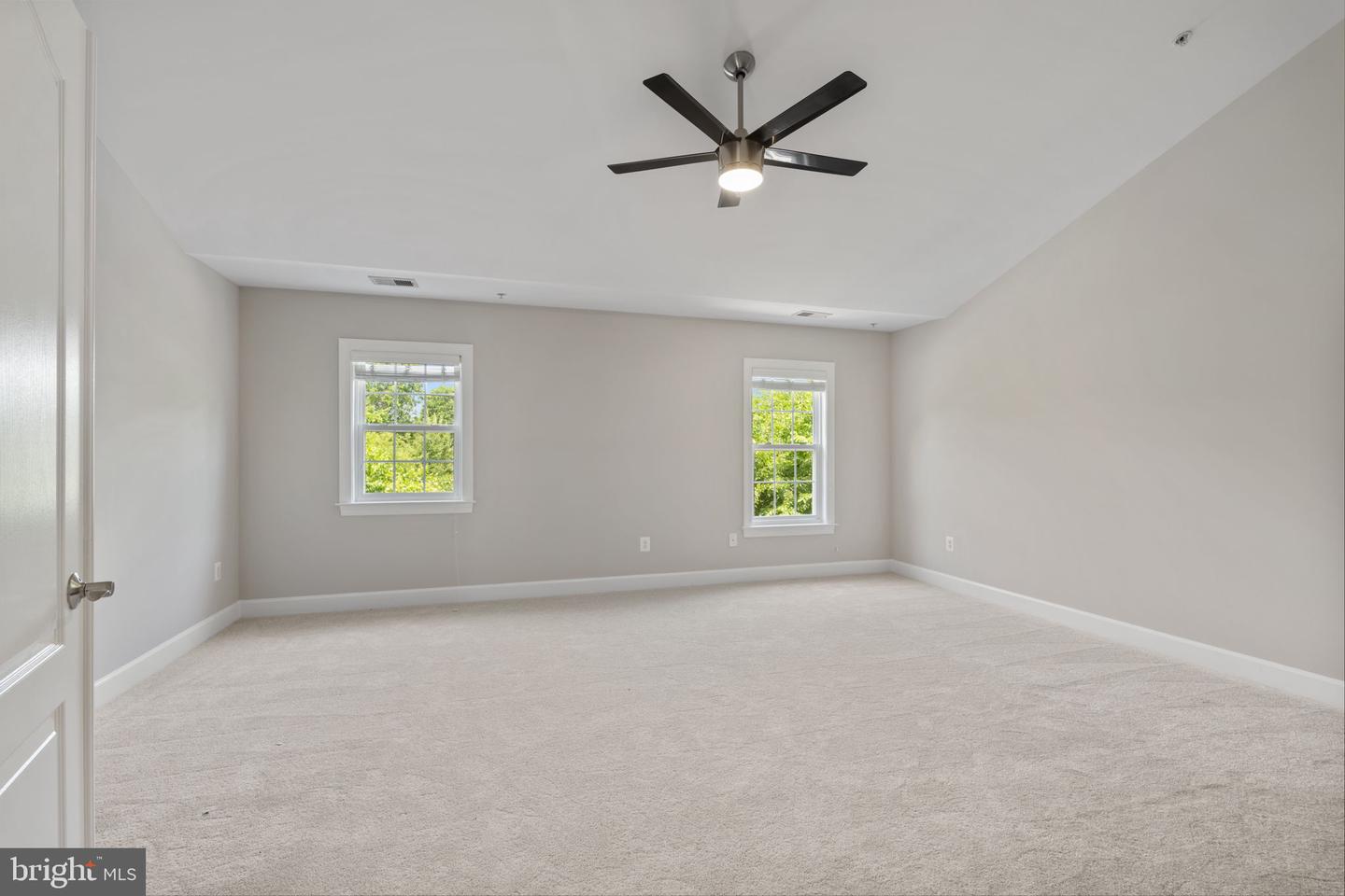 15436 Symondsbury Way Property Photo 26
