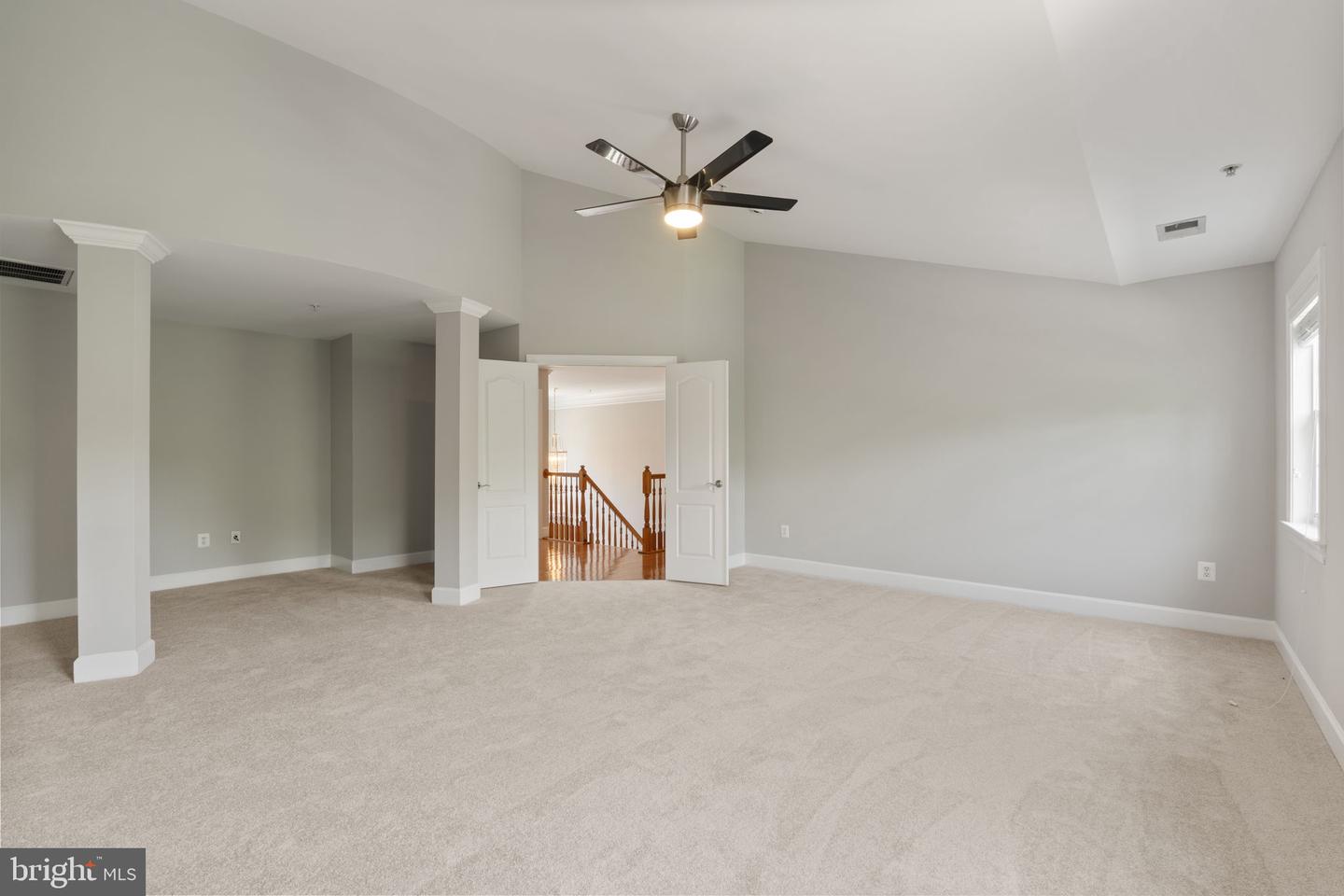 15436 Symondsbury Way Property Photo 27