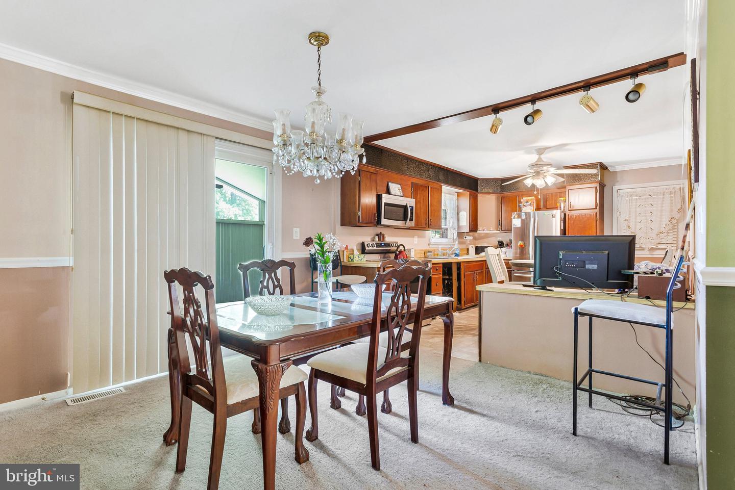 12102 Wimbleton St Property Photo 16