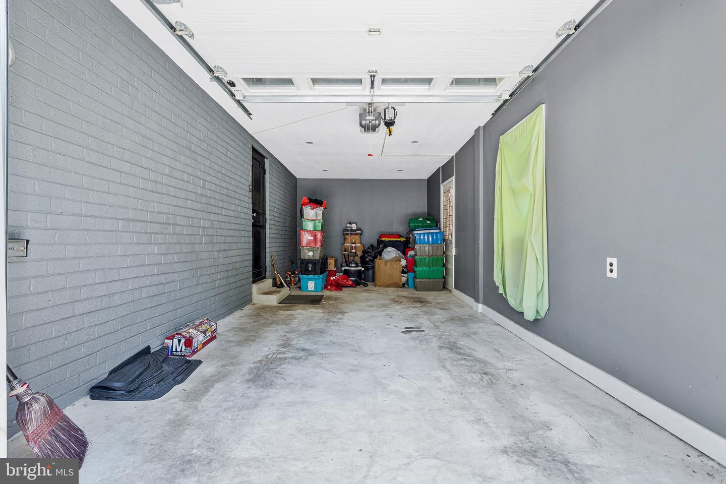 12102 Wimbleton St Property Photo 32