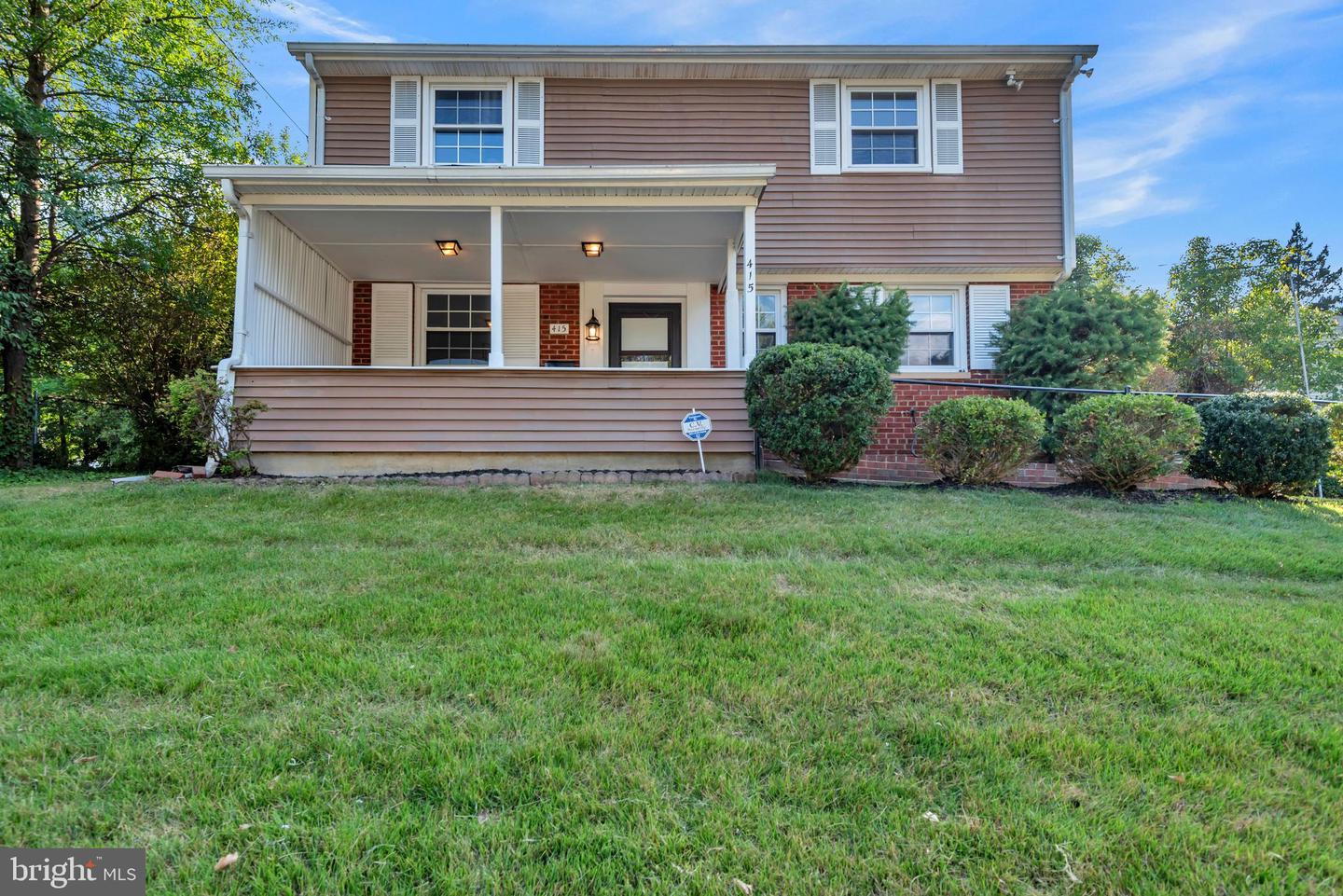 415 Winslow Rd Property Photo 1