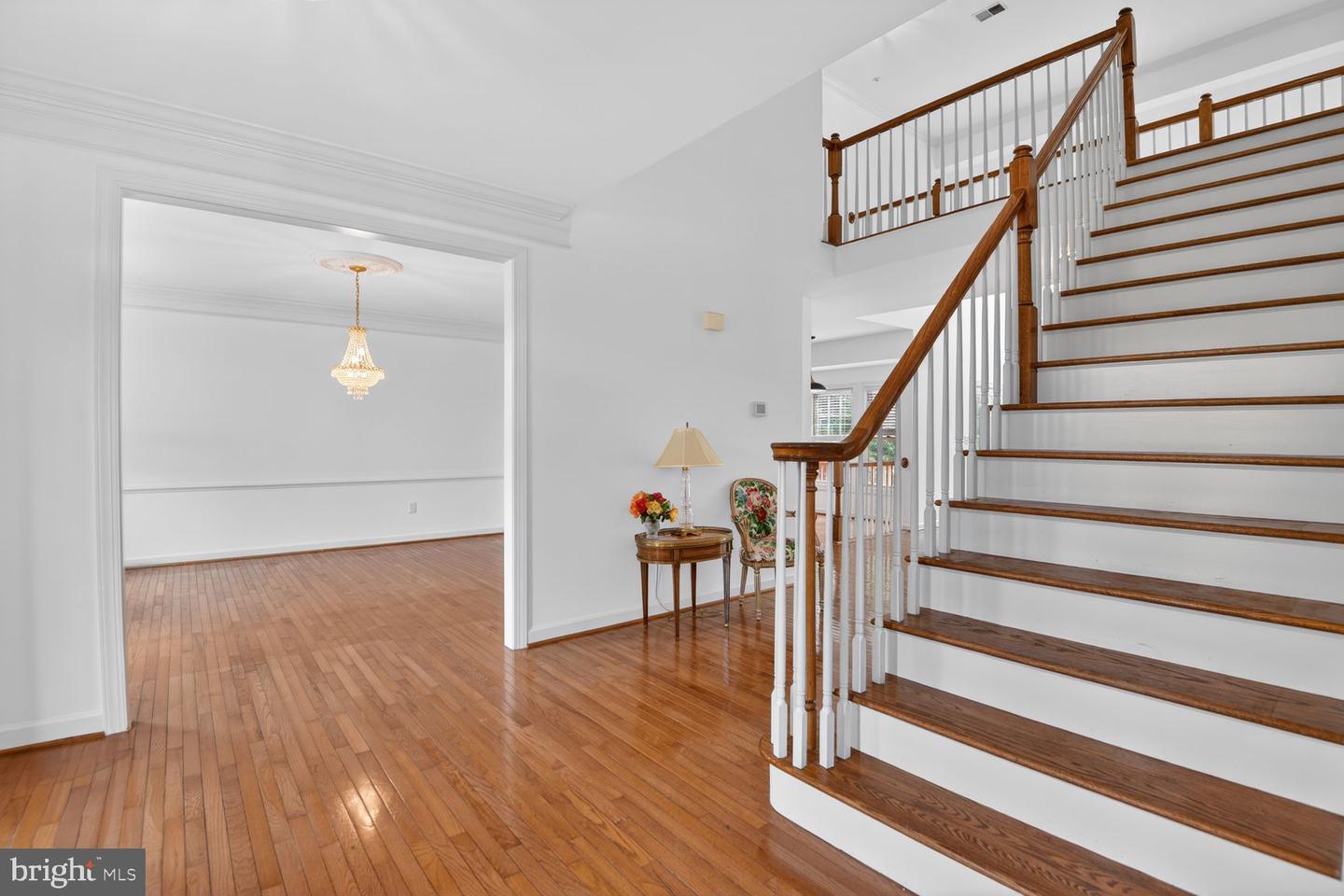 11901 Shakespeare Ct Property Photo 6