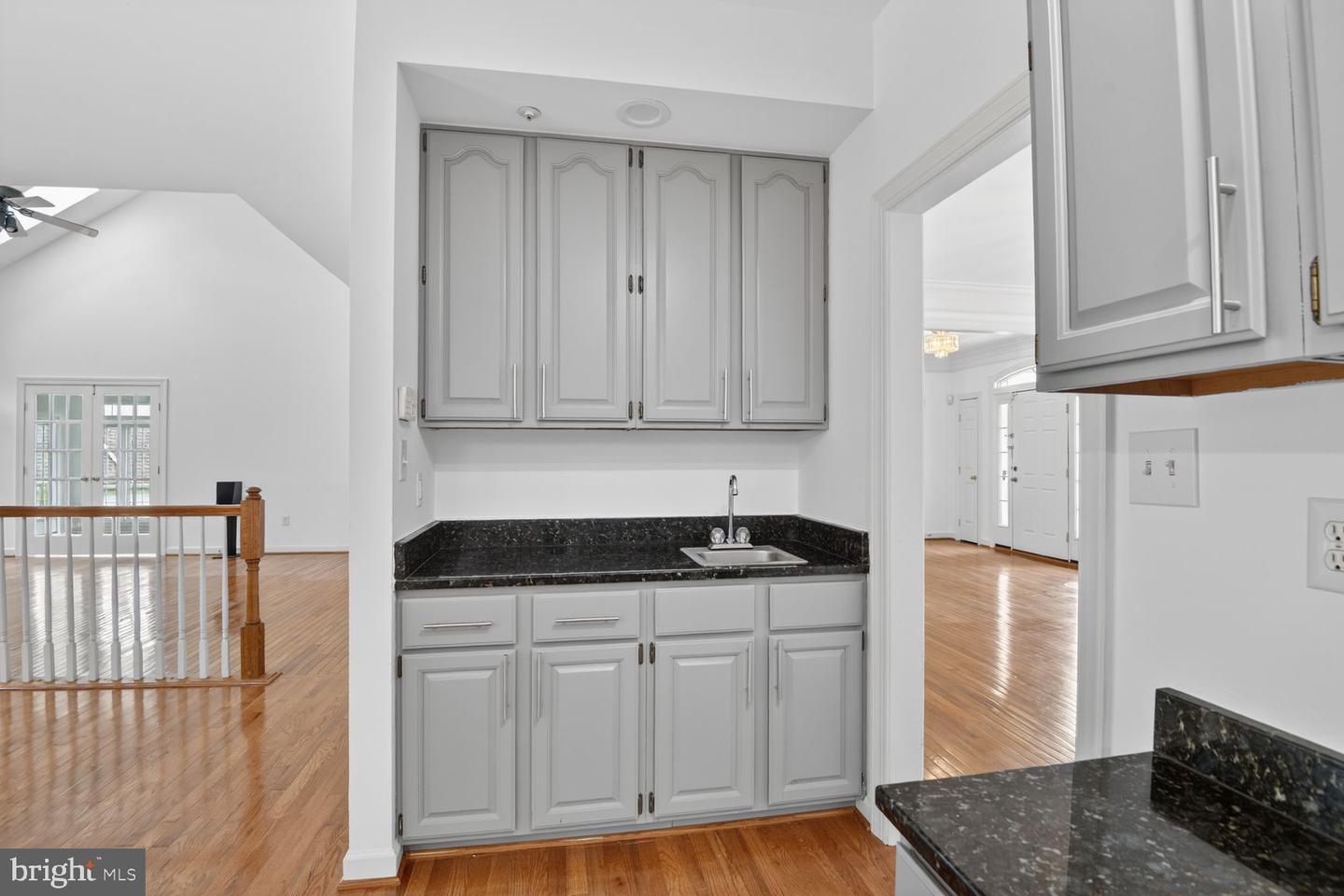 11901 Shakespeare Ct Property Photo 27