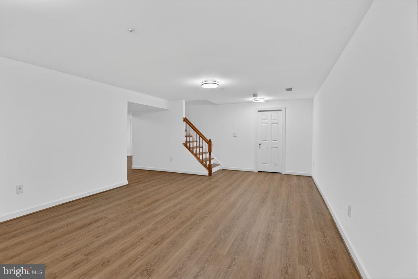 11901 Shakespeare Ct Property Photo 43