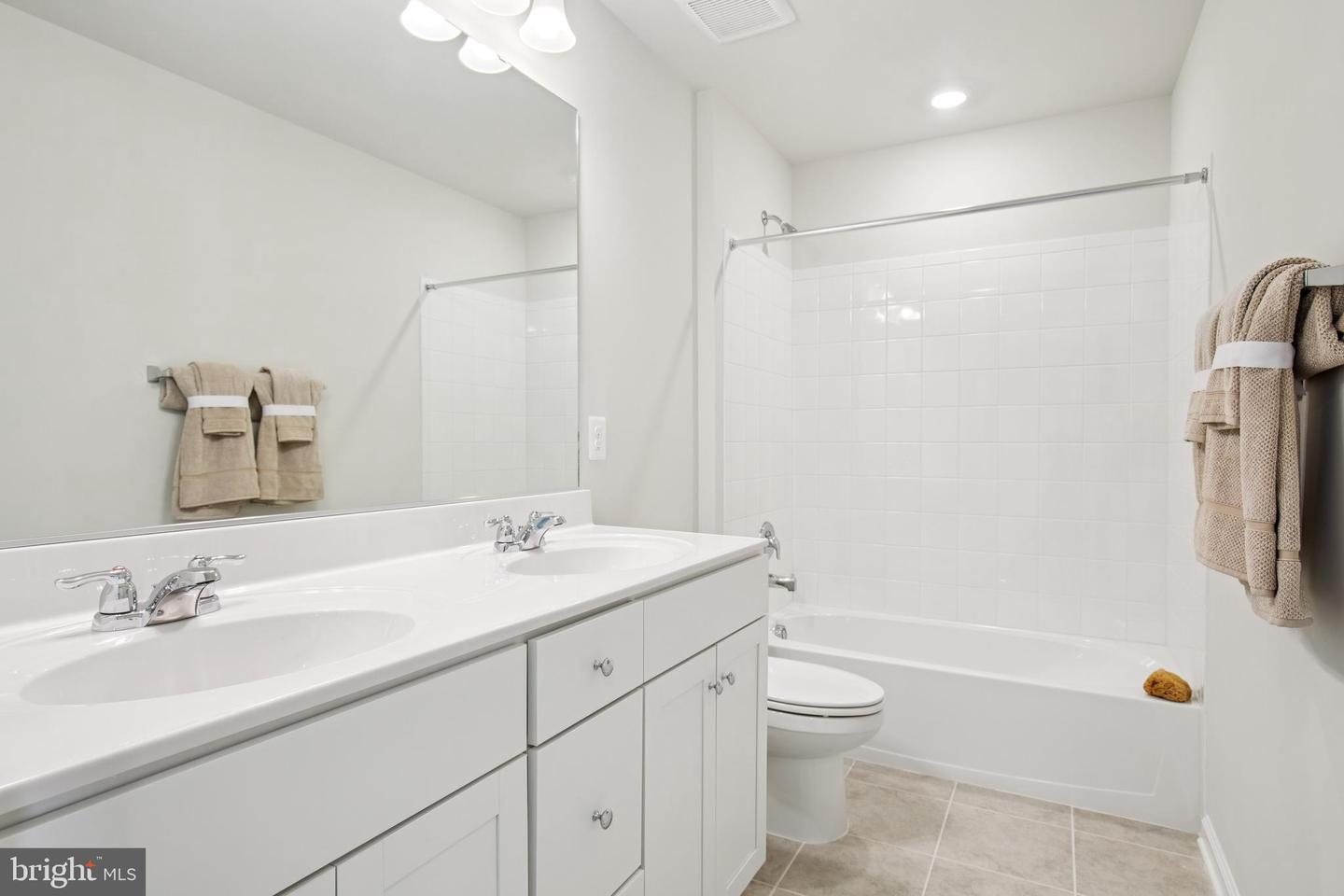 12122 Running Bull Way Property Photo 19