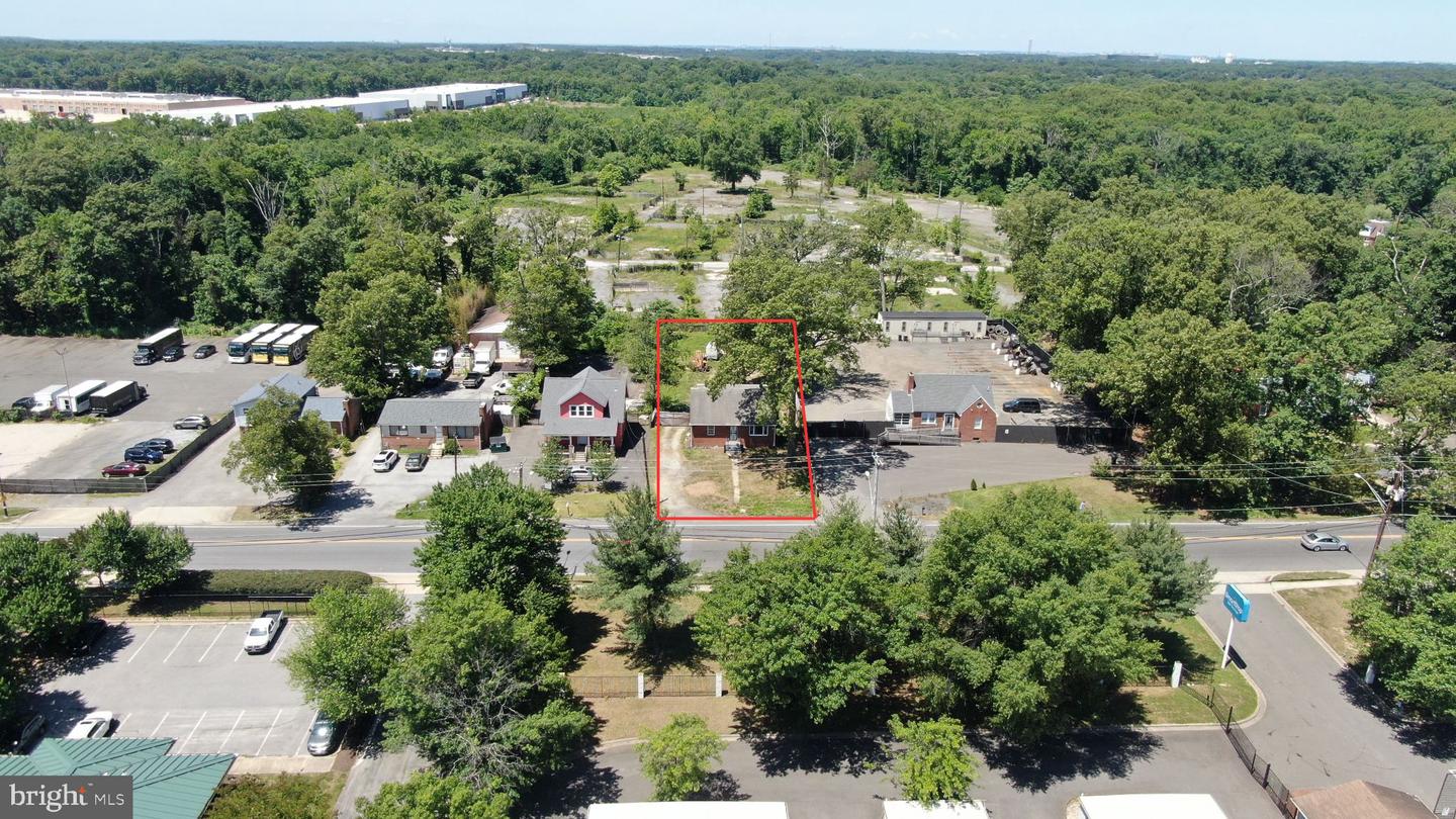 4105 Forestville Rd Property Photo 1
